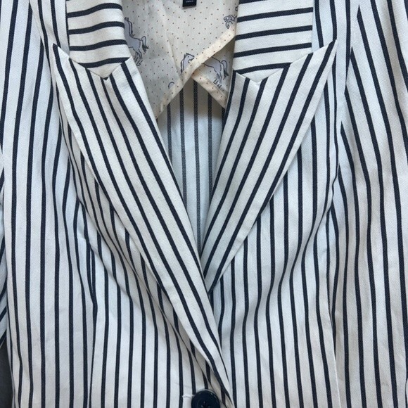 Cabi Size 4 White Navy Ticking Stripes Bell Sleeve Blazer 5295 Jacket One Button - Picture 4 of 9